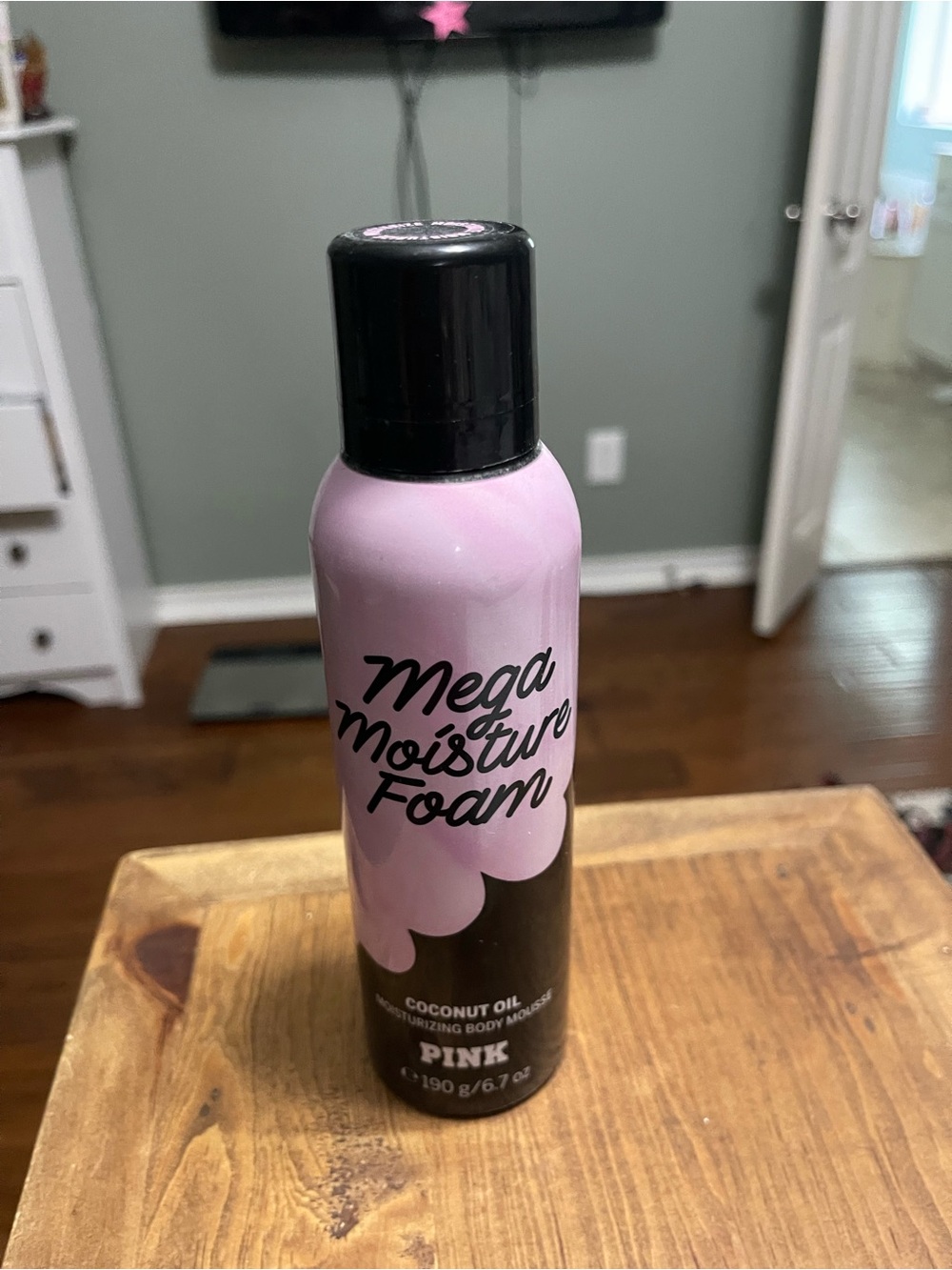 Victoria's Secret Pink Mega Moisture Foam in Pink and Black